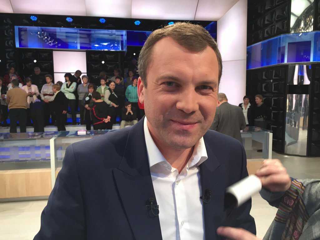 Ольга скабеева: биография ведущей «60 минут» и супруги евгения попова