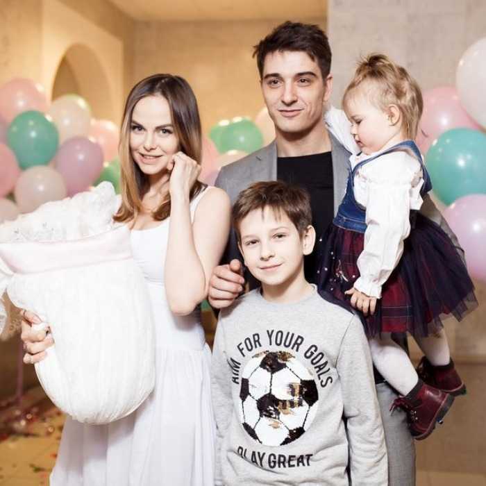 Станислав бондаренко с женой и сыном: фото, биография 