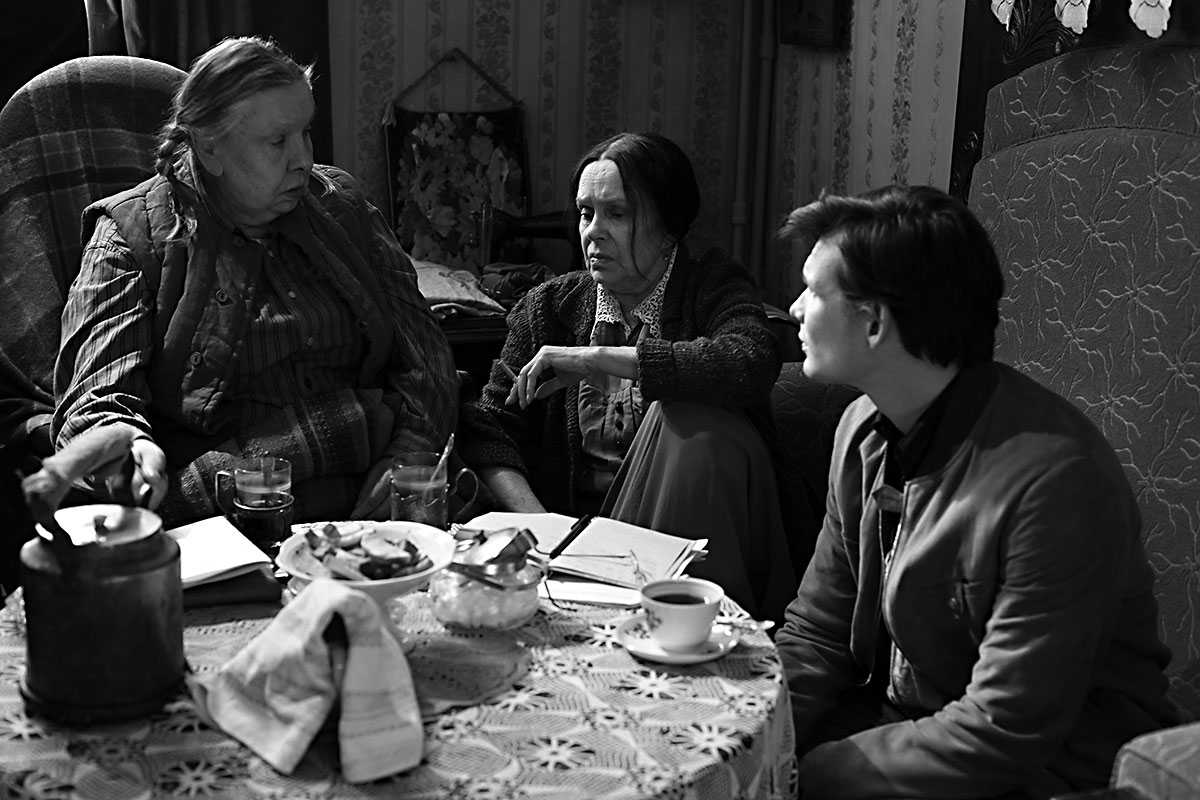 24 августа 2020 года на Первом канале стартовал сериал Жила-была одна баба Проект является телевизионной версией фильма Андрея Смирнова, снятый про жизнь простой крестьянской женщины, живущей в 20 веке